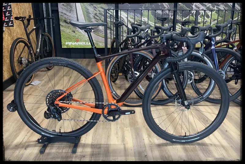 Giant Revolt X Advanced Pro 1 Medium Cordovan/Copper Coin 2022